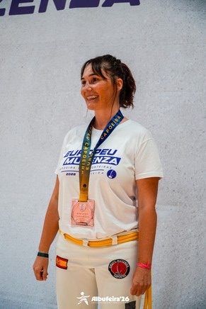 Isabel medarde, cascabel, con su medalla de bronce