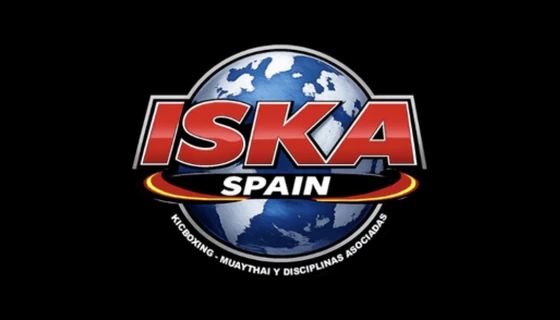 Logotipo de iska spain, kickboxing, muaythai y disciplinas asociadas