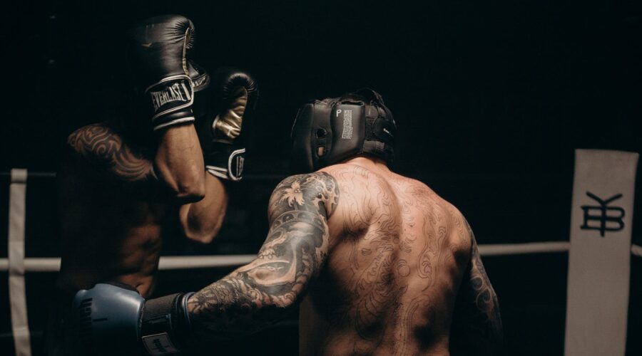 La leyenda británica Daniel Sam lucha contra Tuma por el cinturón en Immortal Champions 3